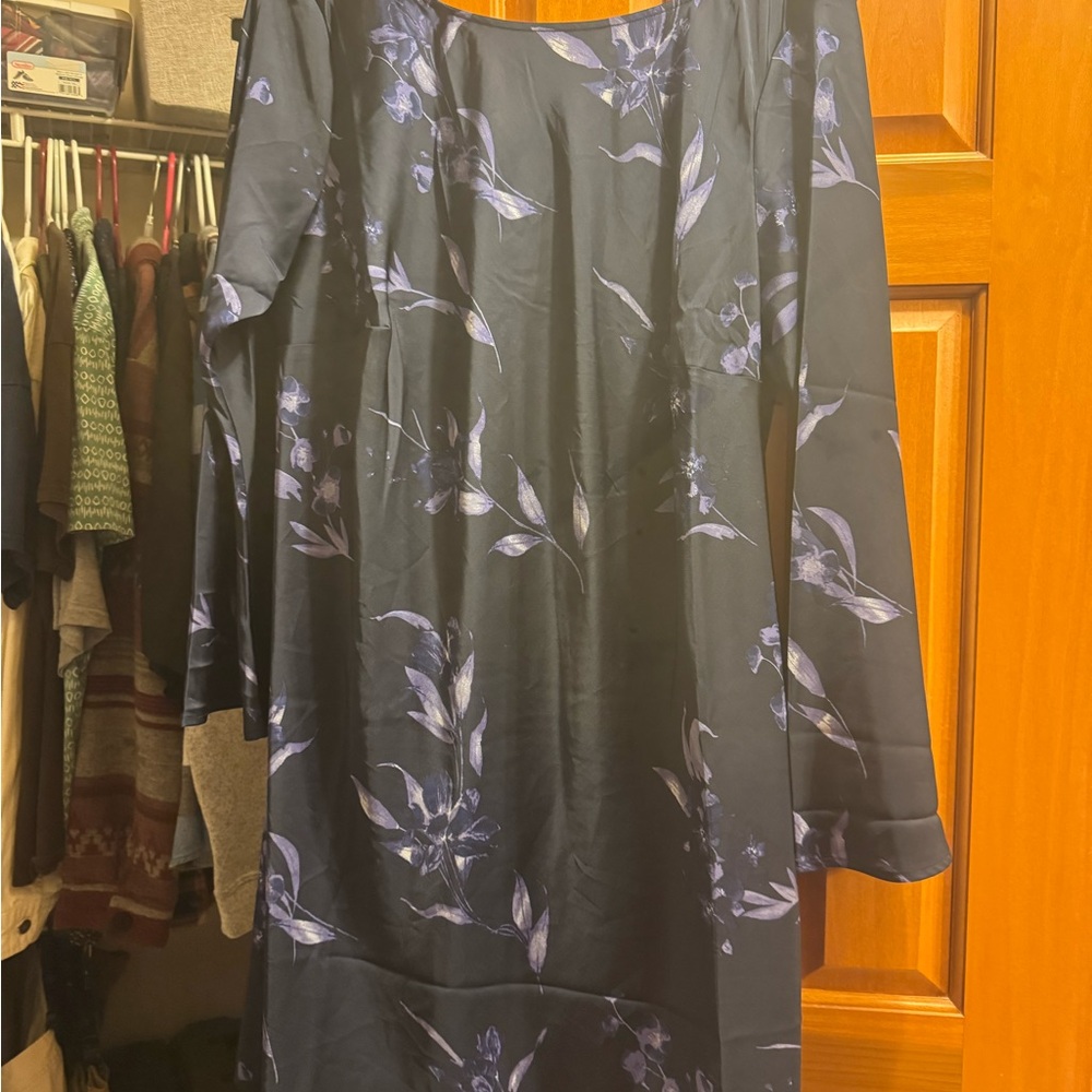 Elegant Floral Long Sleeve Dres